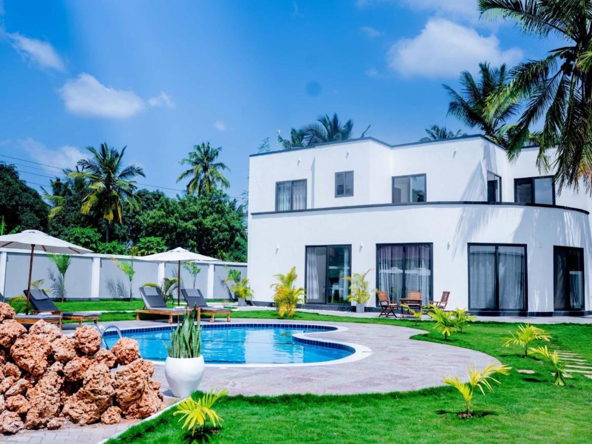 Homeland Bro Dar es Salaam Exteriör bild