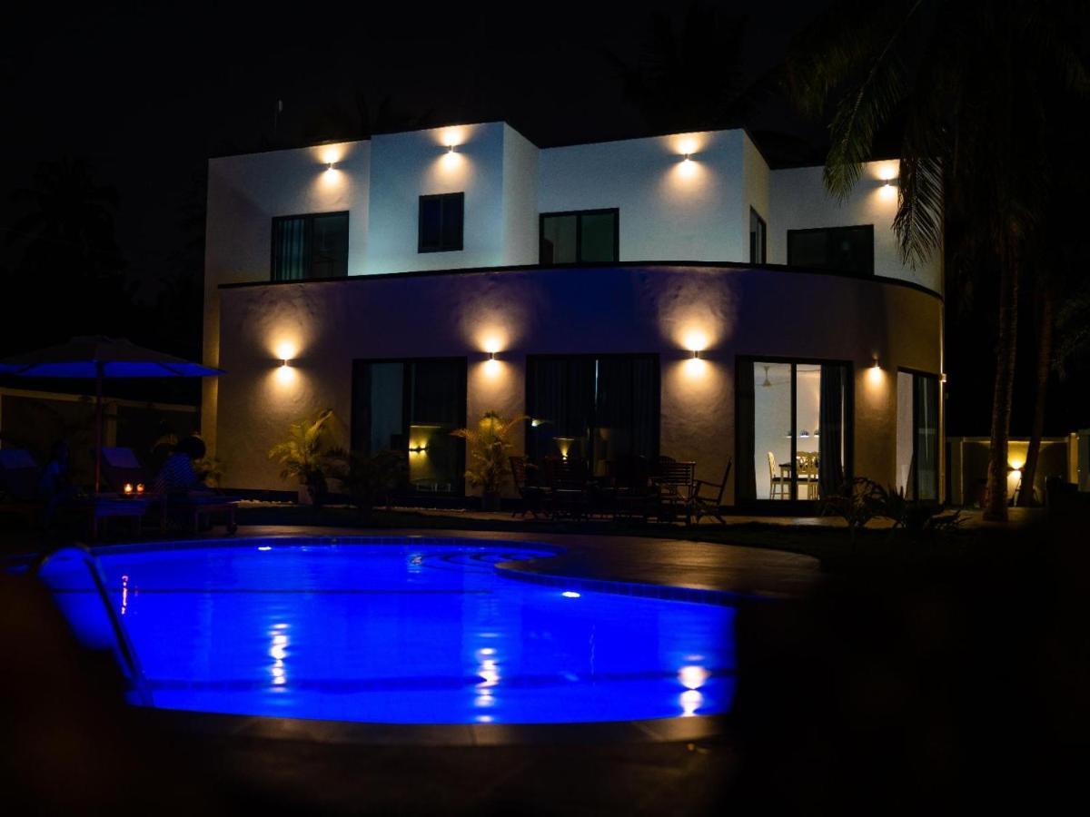 Homeland Bro Dar es Salaam Exteriör bild